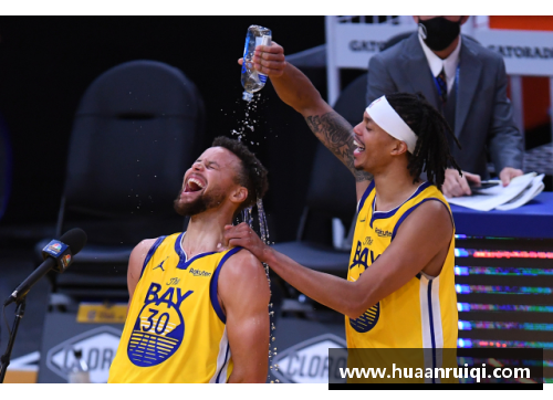永旺彩票库里62分大爆发，湖人双星闪耀，快船稳居榜首：NBA赛场风云再起